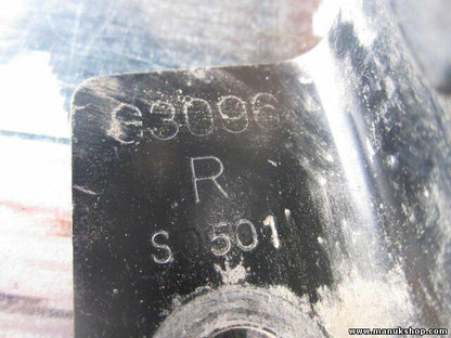 Cierre cinturon de seguridad trasero derecho Mitsubishi Pajero G3096 R