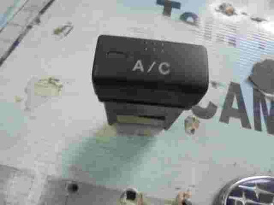 Aire Interruptor  Rover 400 II 416 80410ST3E010 80410-ST3-E010 F01643