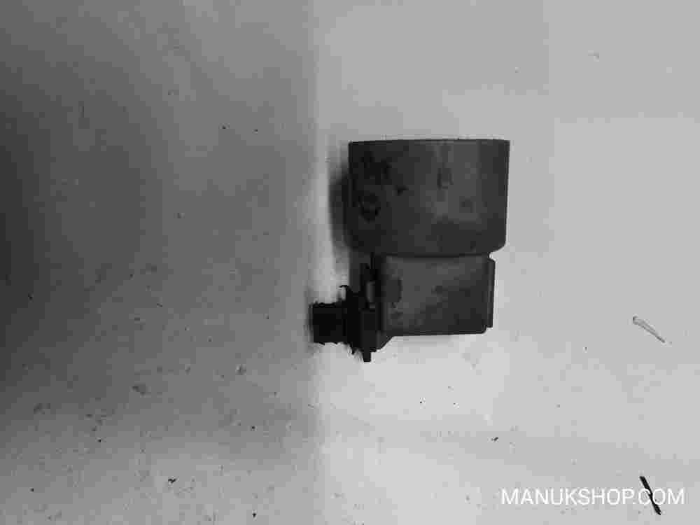 Relé del ventilador del radiador Peugeot 407 Citroen C5 G. Cartier 12V45A03652