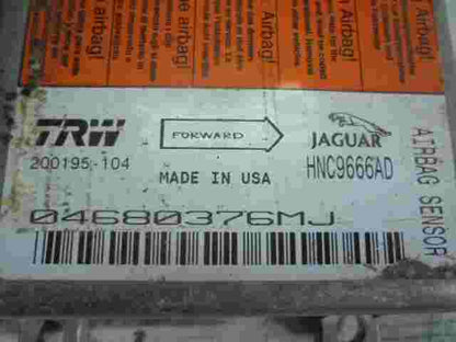 Sensor de impacto de airbag Jaguar XJ8 XJR8 HNC9666AD TRW 200195104 200195-104