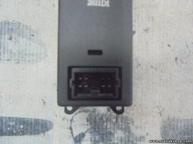 mando botonera elevalunas Mitsubishi Pajero Montero MR551004X1 OMRON