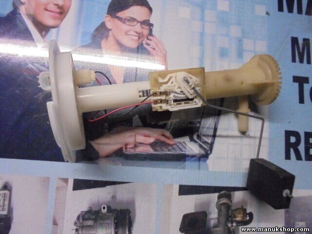 Flotador del tanque de combustible Jeep Patriot 2010 Compass 05105220AA