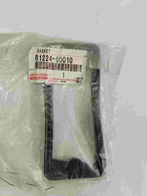 Gasket  Toyota Land Cruiser 8122460010 81224-60010