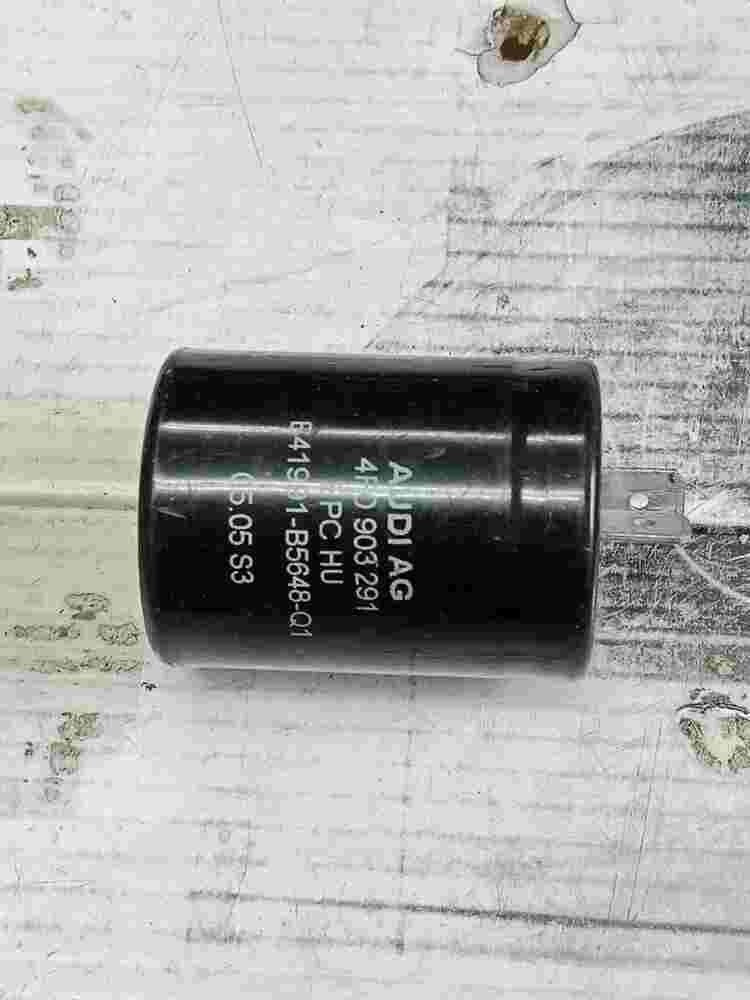 Condensador Audi A6 Q5 A4 A5 A7 A8 AG 4F0903291 4F0 903-291 EPC HU B41991B56480