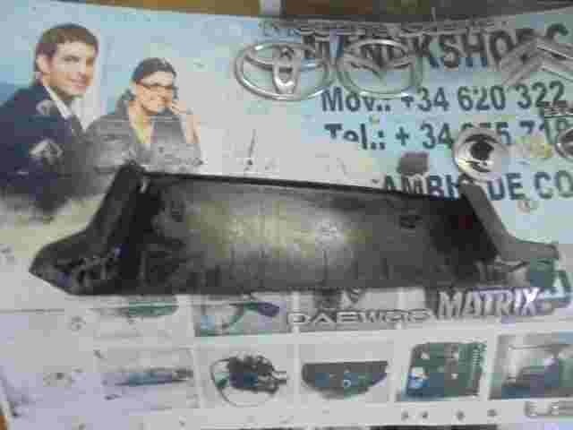 Moldura  Nissan Navara Pathfinder R51 RH 87507EB00X 87507-EB00X