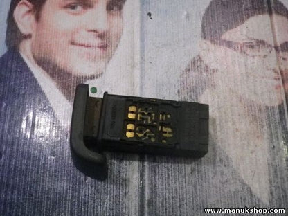 Interruptor del limpiaparabrisas trasero Land Rover YUE100560LNF 03035069A