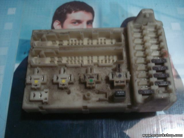 Caja de fusibles Ford Mondeo 93BG14A073EE 93BG-14A073-EE