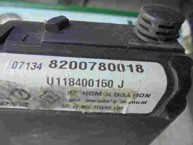 Scatola fusibili Renault Megane II Scenic 8200780018 SIEMENS U118400150J