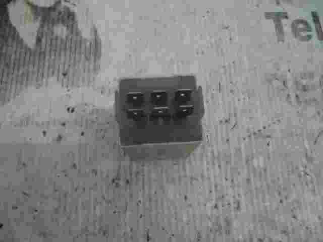 Relé Renault Clio MAITB6 MAI TB-6 12V