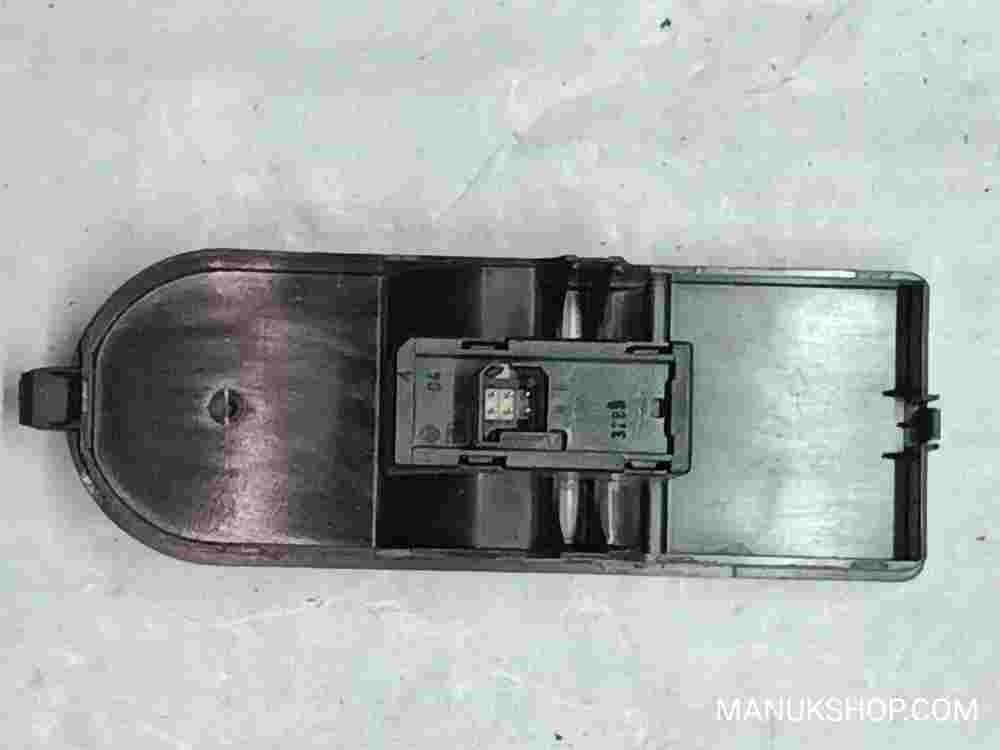 mando botonera elevalunas Astra H Zafira B 13197132 13197132AX 93162821 03459160