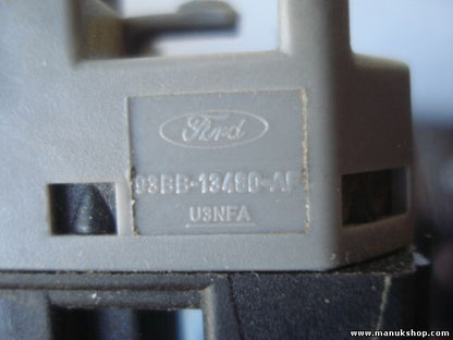 Interruptor de la luz de freno Ford Transit 98-01 93BB-13480-AF 93BB13480AF
