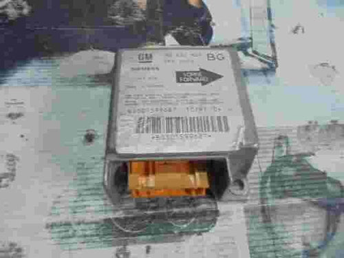 Sensor de impacto de airbag Opel Corsa Tigra A 90532629 BG 90532629BG 5WK4115A
