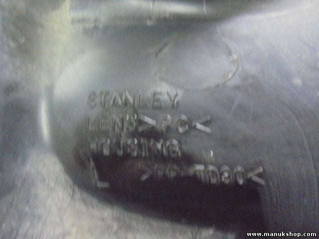 Faro delantero izquierdo Mitsubishi L200 2008 8301B009