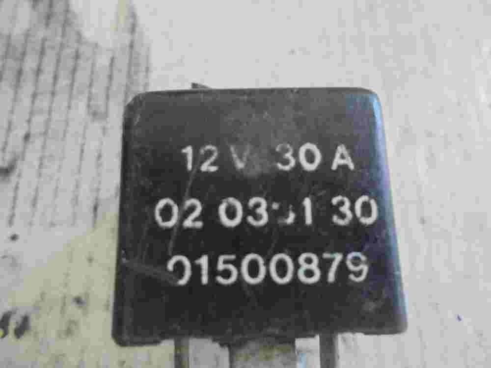Relé 12V 01500879