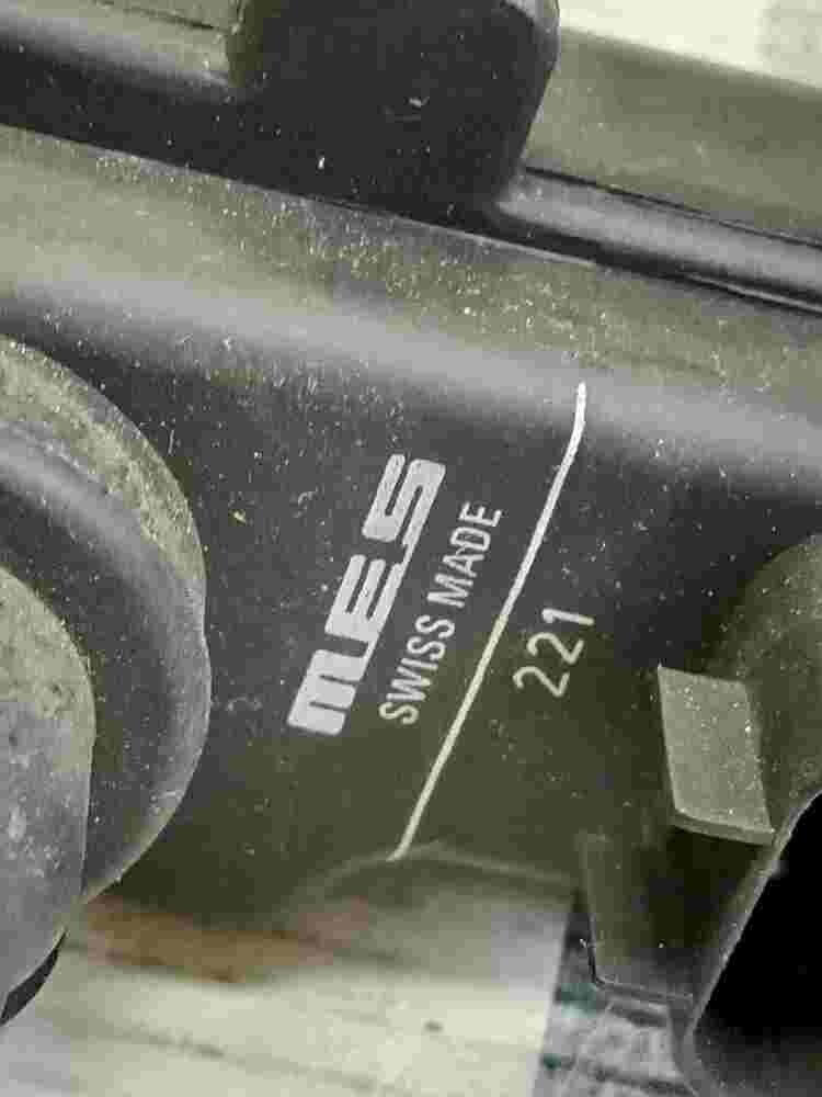 Control de alcance de los faros Land Rover Discovery MES SWISS 221