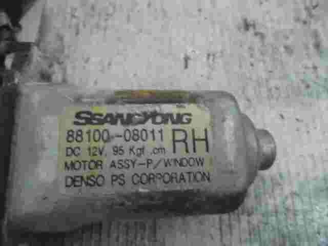 Mecanismo de elevalunas trasero derecho SsangYong Rexton DENSO 8810008011 RH