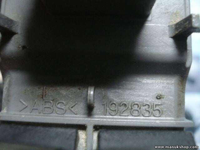 mando botonera elevalunas Toyota 192835 84820-12520 8482002210 8482012520