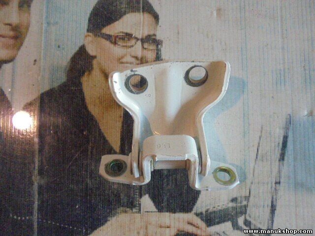 Bisagra de la puerta trasera derecha arriba Mitsubishi L 200 K7 90 KW, 122 PS