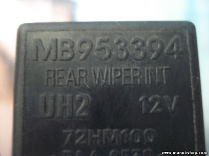 Relé Mitsubishi Carisma Volvo V40 Bj. 96-00 MB953394 72HM100