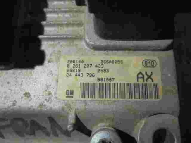 Centralita Opel Corsa C 1.2 GM 24443796 AX BOSCH 0261207423 2593