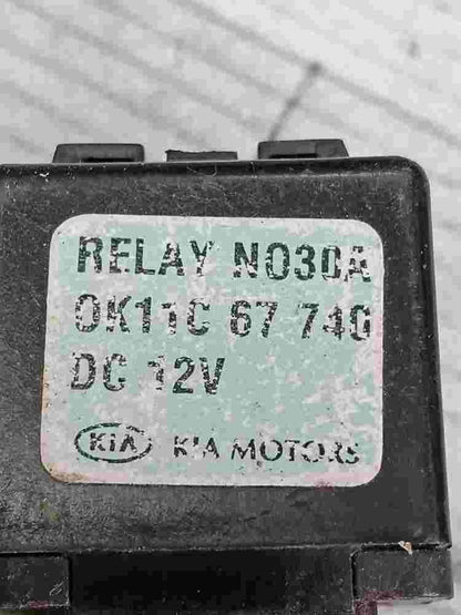 Relè ventola radiatore Kia Pride NO30A 0K11C67740 OK11C67740