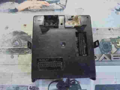 Caja de fusibles Renault Laguna 2 8200276504 8200262051 8200283816 21671743-9B
