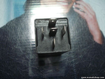 Bomba de agua relé Chrysler Voyager 12V 04686400AA 5WD004261-02 5WD00426102