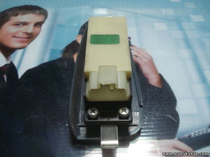 mando botonera elevalunas Nissan Prairie 2540030R10 25400 30R10 JIDECO TS4-031