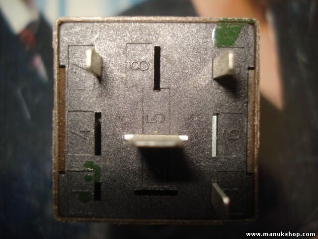 BMW E32 E34 E36 1391725 1 391 725 relè