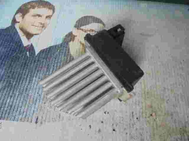 Resistencia calefaccion Audi A4 A6 4B0820521 HELLA 5DS00646702 246810149 PA66GF2