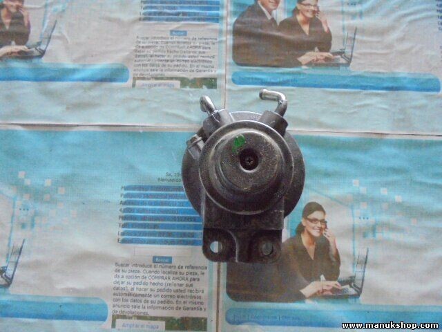 Soporte del filtro de aceite  Mitsubishi Pajero Montero 4D56 4M40 4WD 1996