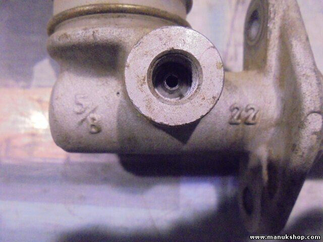 Cilindro ó Bombín Esclavo de Embrague Mitsubishi Pajero Montero I 2.5 TD CM5062