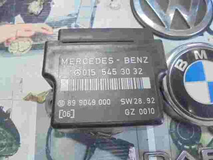 Resplandor relé enchufe Mercedes-Benz S W140 W126 W463 0155453032  899049000