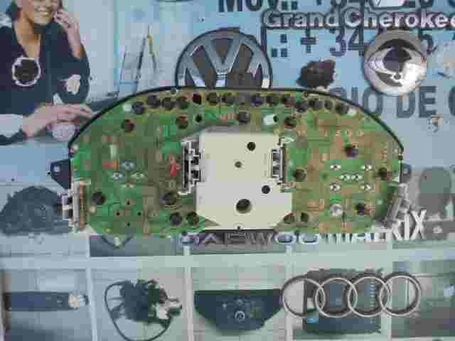 Cuadro de instrumentos Renault 7700847784 09046339902 09046339051 431335D