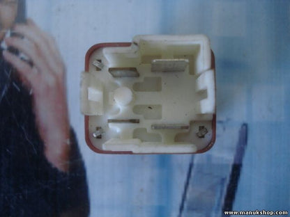 Relè Toyota Starlet Picnic 9098702006 90987-02006 DENSO 056700611 056700-611