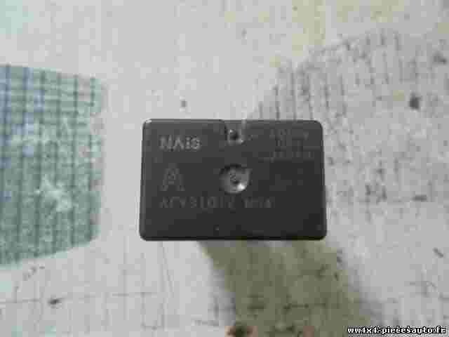 Relé  Renault Nissan Mitsubishi Panasonic ACV31012 M04