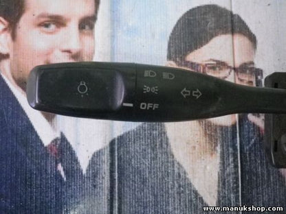 Mando de luces. intermitentes Palanca del limpiaparabrisas Kia K20366120