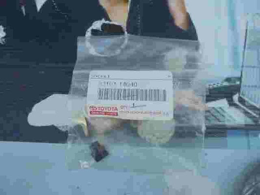 Toyota 4Runner Camry 8310114040 83101-14040 83101 14040