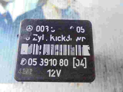 Relè kickdown disconnessione Mercedes-Benz W124 0035454905 LK 05391080 (04)