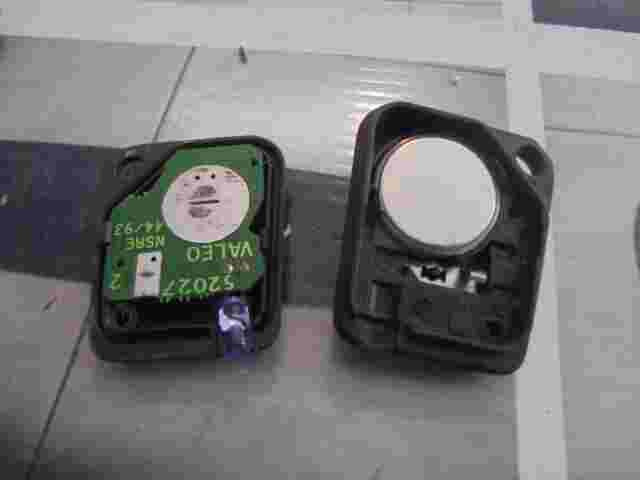 mando control remoto  Renault 52027 VALEO NSAE 44/93