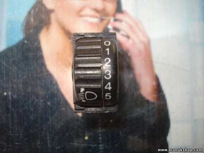 Interruptor de nivelación de faros Toyota Lexus LS 400 134056 110-1V96