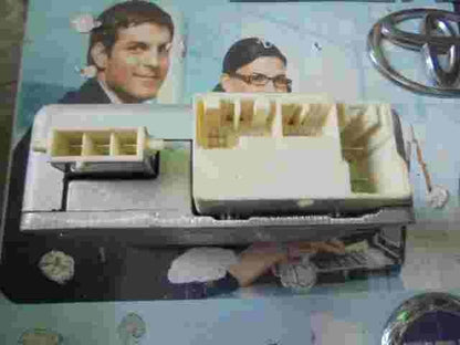 Centralita Toyota Prius 1.8 8965047530 JTEKT JL501004761 DENSO 1129006041