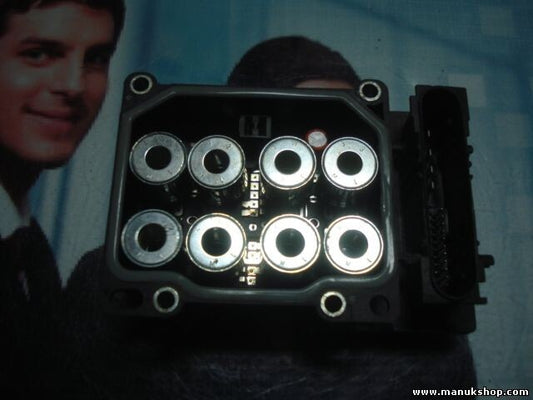 ABS Centralita Nissan Micra K12 47660 AX600 BOSCH 0 265 800 319 0265800319