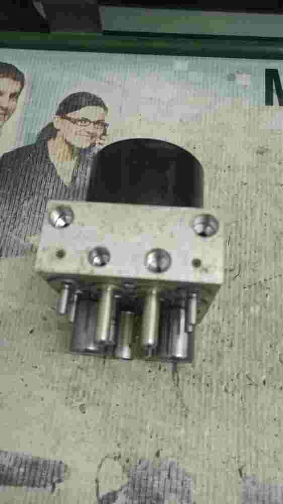 Unidad hidráulica del ABS Renault Laguna 8200345940B ATE 10020601614 10096014423