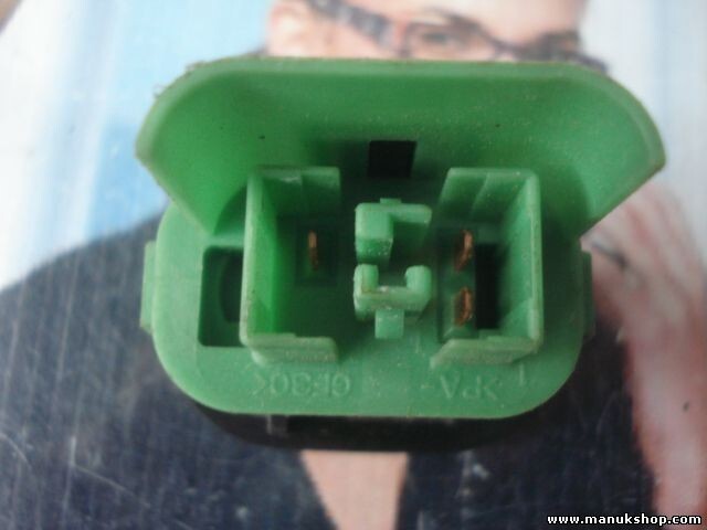 Interruptor apertura tapa depósito SAAB 9-5 95 4617544 R. 156797