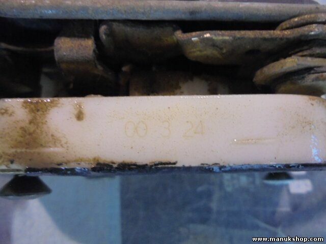 Serratura porta anteriore sinistra Mitsubishi Pajero/Montero III V6 MR512235