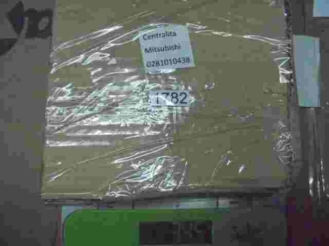 Centralita del motor Mitsubishi 8200058052 MR577267 EDC15C3 HOM 8200066001