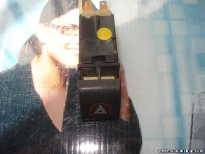 Interruptor de emergencia warning Skoda Felicia TRW 011 6U0953235