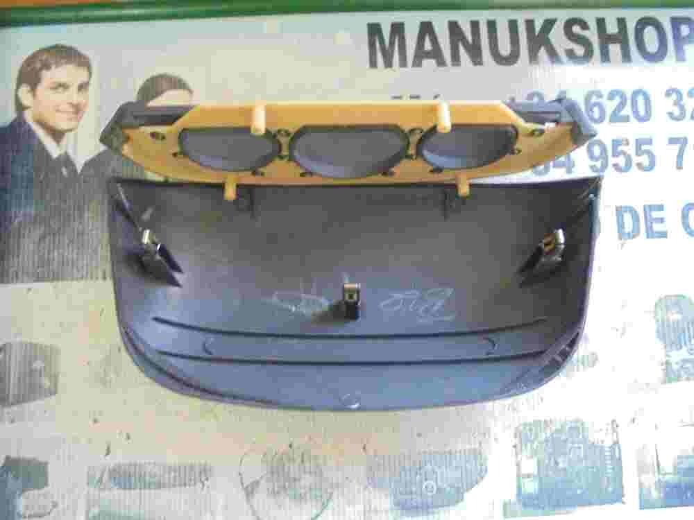 Cubierta del panel Mitsubishi L200 Pajero Sport Montero MR117562 K60T