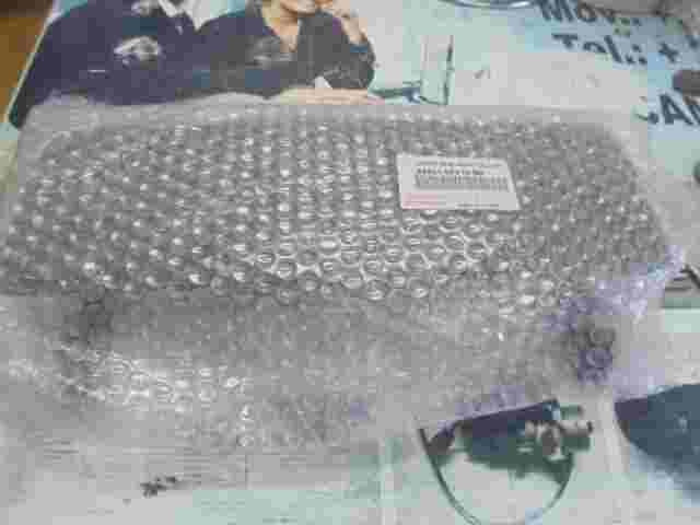 Guantera / Toyota Corolla Verso AR10 555010F010B0 55501-0F010-B0